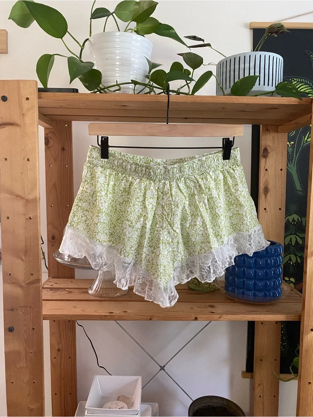 Anthropologie Green White Floral Print Lace Trim Pajama Shorts Small
